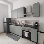Garibaldi La Piazzetta Appartement *